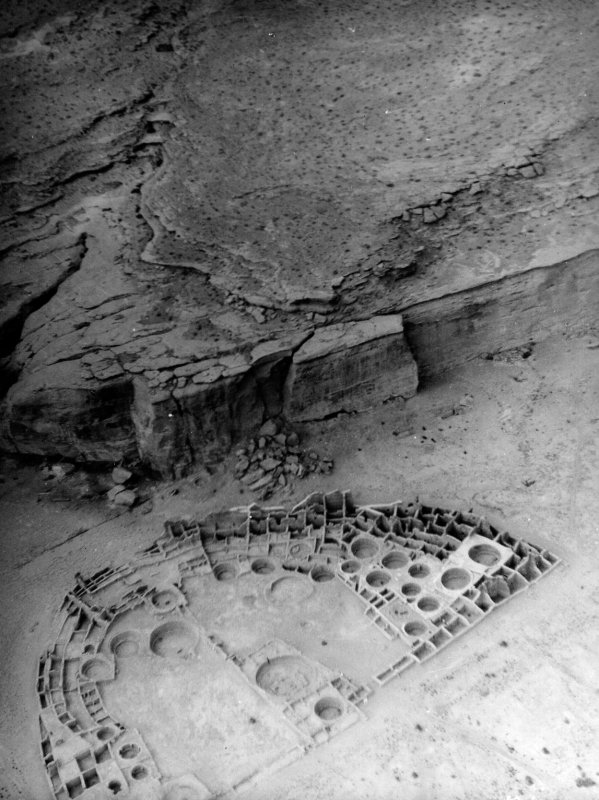 Pueblo Bonito ruin in Chaco Canyon, NM (photo taken by Charles Lindbergh) Image courtesy of Palace of the Governors Photo Archive, Santa Fe, NM